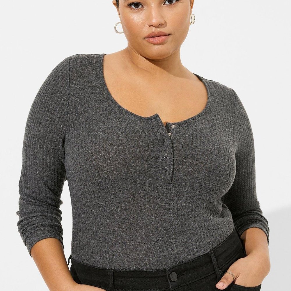 Waffle Snap Henley Long Sleeve Tee; Dark Gray; 00